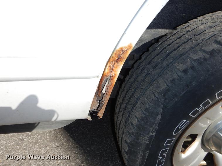 image for item K5824 2002 Ford Explorer SUV