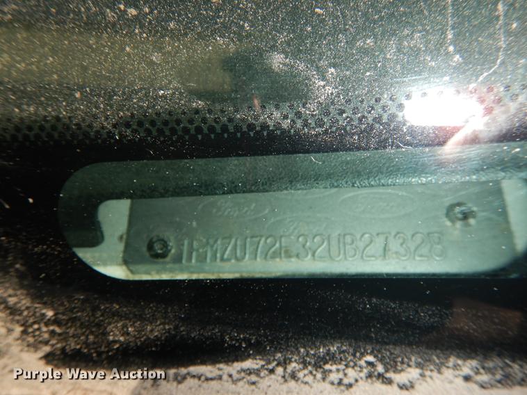 image for item K5824 2002 Ford Explorer SUV