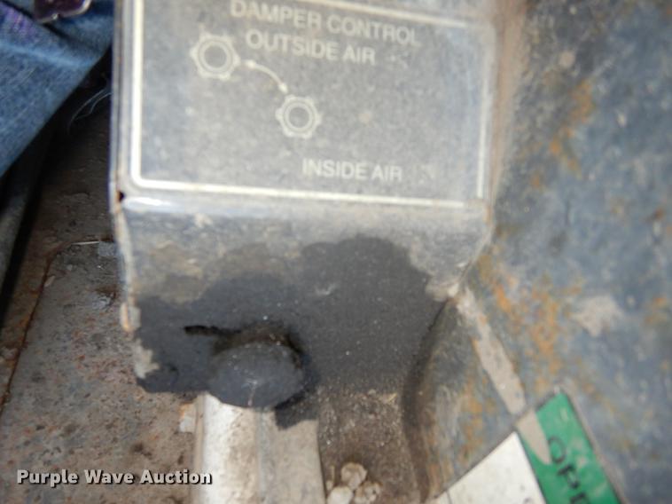 image for item K5825 1998 Bobcat 873 skid steer