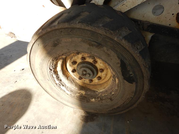 image for item K5825 1998 Bobcat 873 skid steer