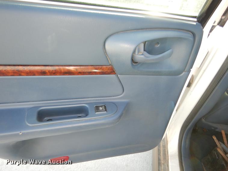 image for item K5827 2002 Chevrolet Impala