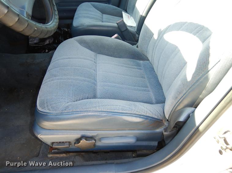 image for item K5827 2002 Chevrolet Impala