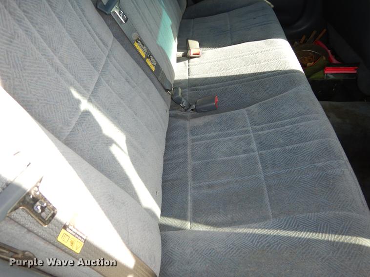 image for item K5827 2002 Chevrolet Impala