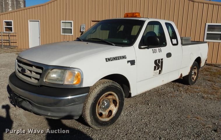 image for item K5829 2000 Ford F150 XL SuperCab pickup truck