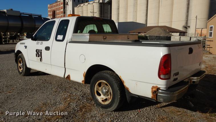 image for item K5829 2000 Ford F150 XL SuperCab pickup truck