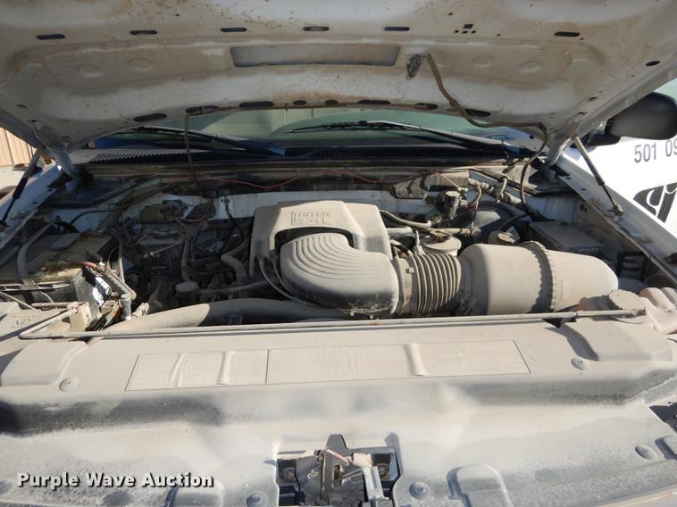 image for item K5829 2000 Ford F150 XL SuperCab pickup truck