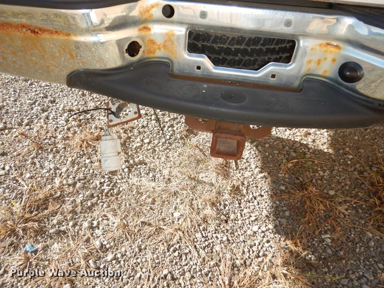 image for item K5829 2000 Ford F150 XL SuperCab pickup truck