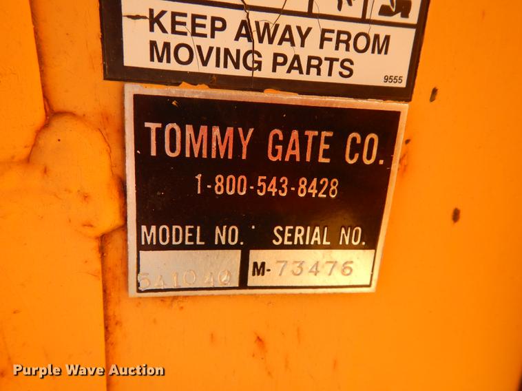 image for item K5830 1998 Chevrolet Cheyenne 2500 utility bed pickup truck