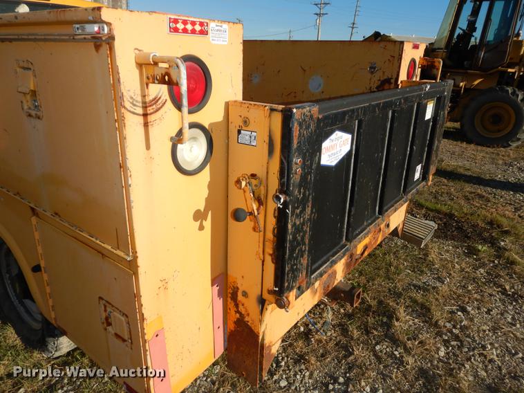 image for item K5830 1998 Chevrolet Cheyenne 2500 utility bed pickup truck