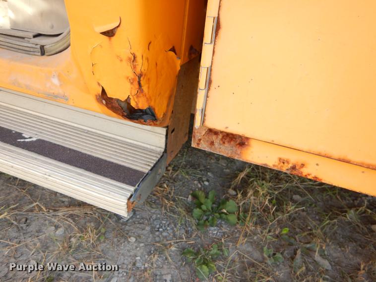 image for item K5830 1998 Chevrolet Cheyenne 2500 utility bed pickup truck