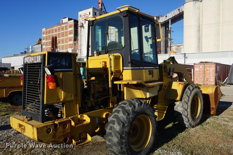 image for item K5832 1995 Caterpillar 924F wheel loader