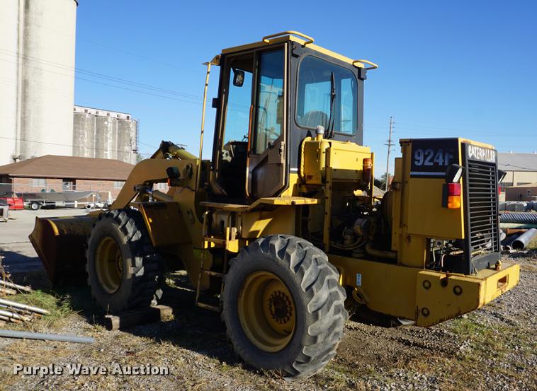 image for item K5832 1995 Caterpillar 924F wheel loader