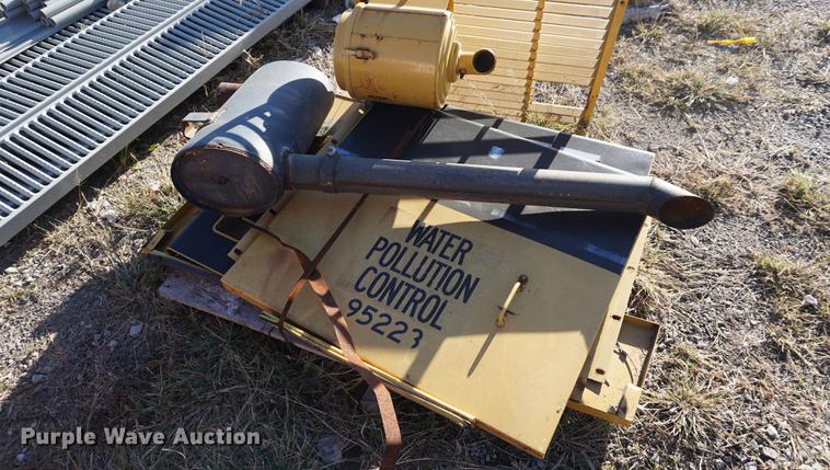 image for item K5832 1995 Caterpillar 924F wheel loader