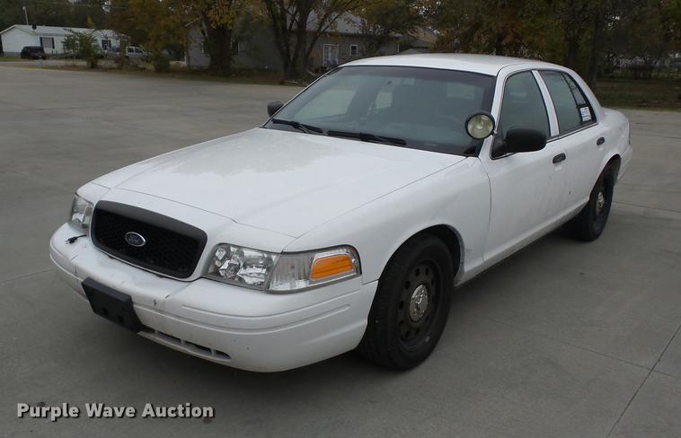 image for item K6328 2010 Ford Crown Victoria Police Interceptor
