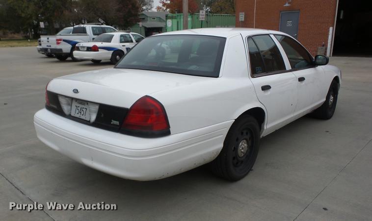 image for item K6328 2010 Ford Crown Victoria Police Interceptor