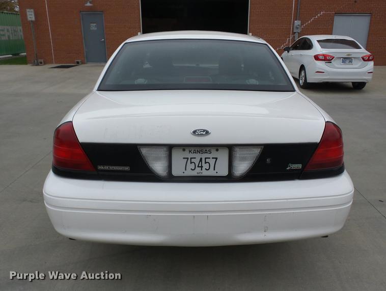 image for item K6328 2010 Ford Crown Victoria Police Interceptor