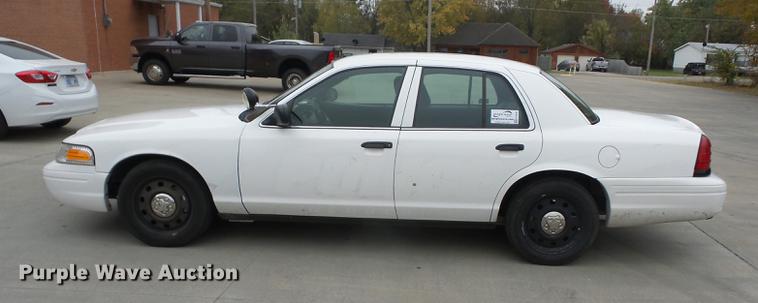 image for item K6328 2010 Ford Crown Victoria Police Interceptor