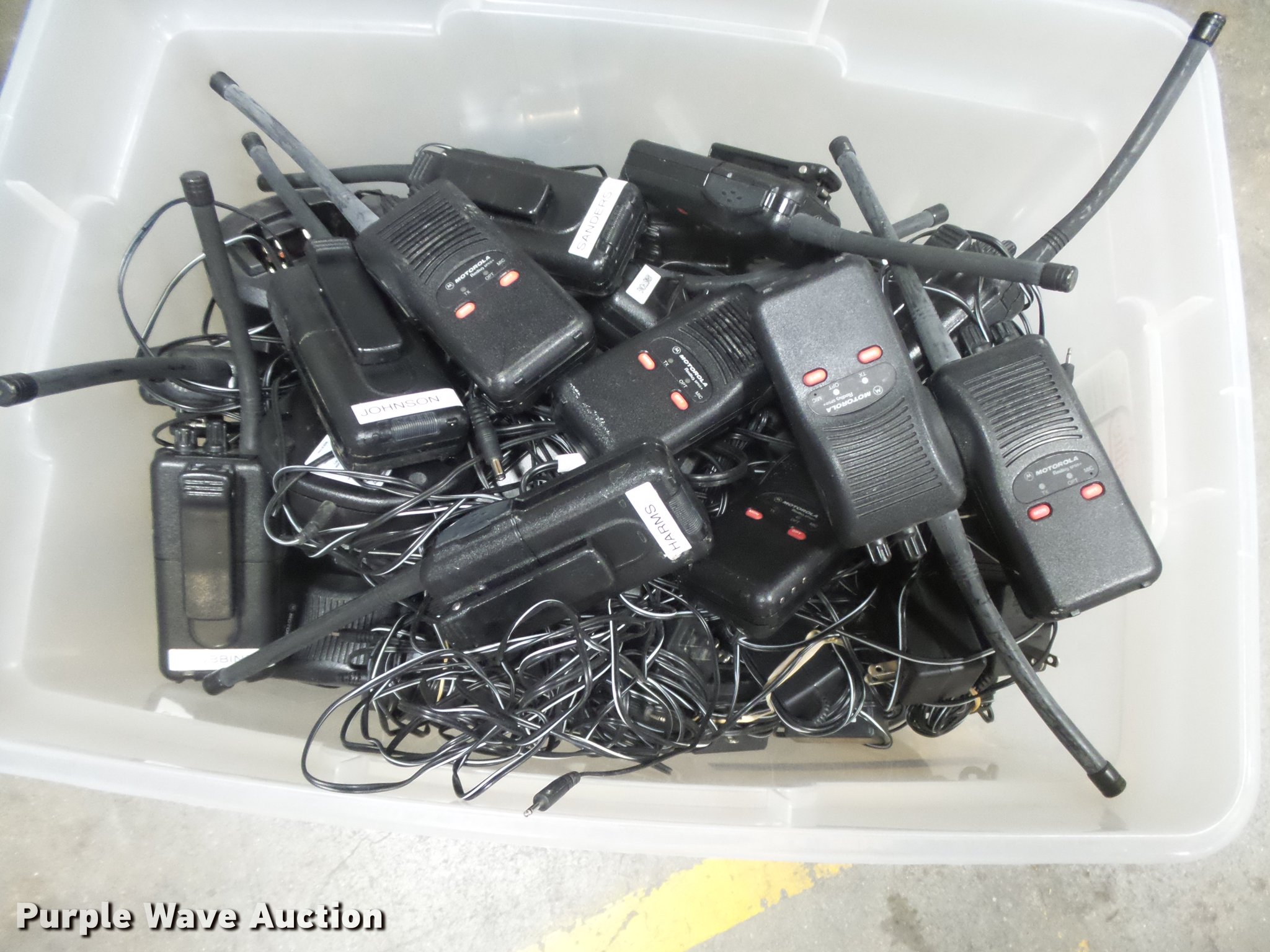 Approximately 30 Motorola twoway radios in Garden City, KS Item DE9233 sold Purple Wave