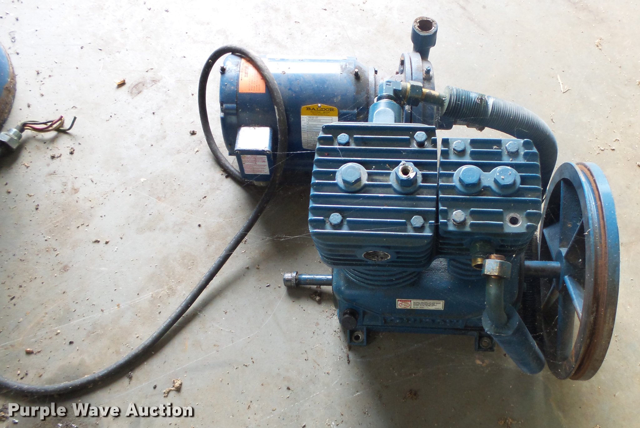 Aeromotor booster pump in Branson, MO Item ED9710 sold Purple Wave