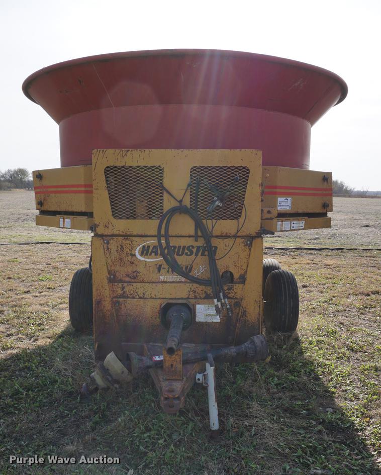 image for item DA1439 HayBuster Big Bite H1100 tub grinder