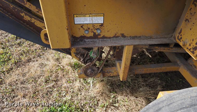 image for item DA1439 HayBuster Big Bite H1100 tub grinder