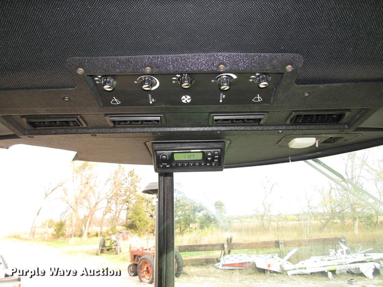 image for item DA3214 1981 John Deere 4440 tractor