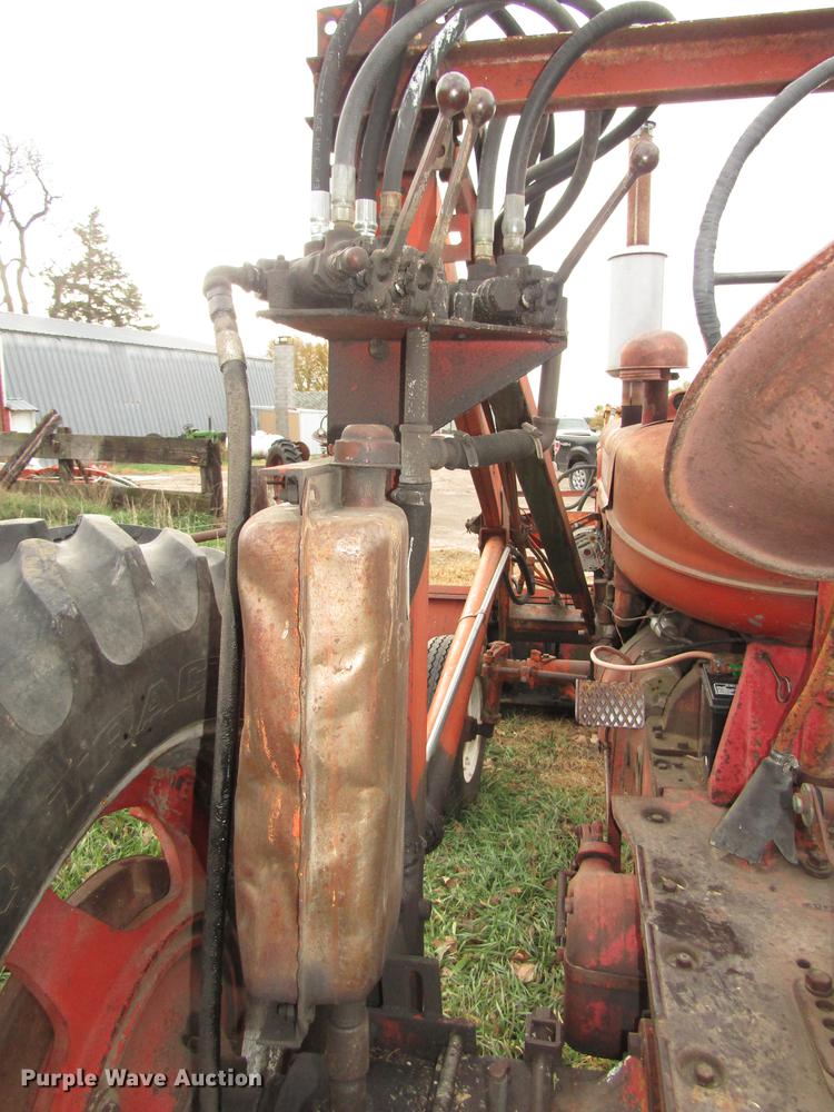 image for item DA3215 1946 Mccormick International M tractor