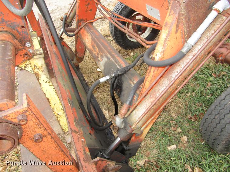 image for item DA3215 1946 Mccormick International M tractor