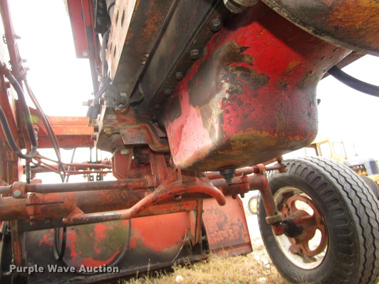 image for item DA3215 1946 Mccormick International M tractor