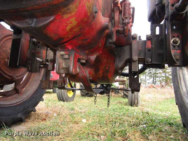 image for item DA3215 1946 Mccormick International M tractor