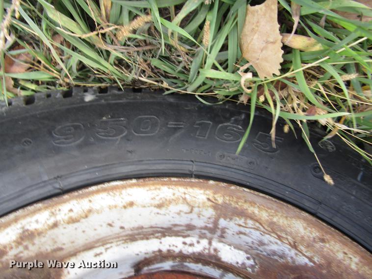 image for item DA3215 1946 Mccormick International M tractor