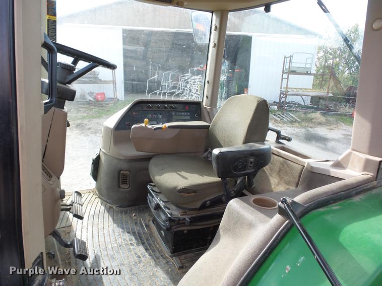 image for item DA6507 1998 John Deere 8400 MFWD tractor