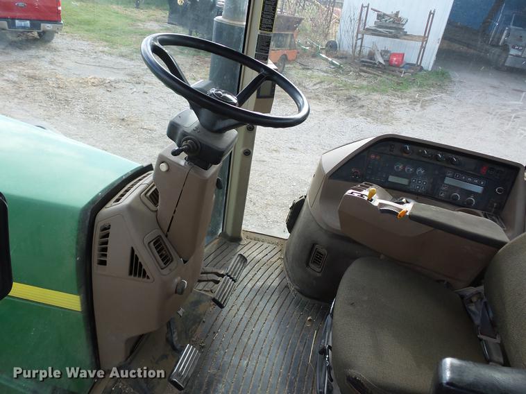 image for item DA6507 1998 John Deere 8400 MFWD tractor