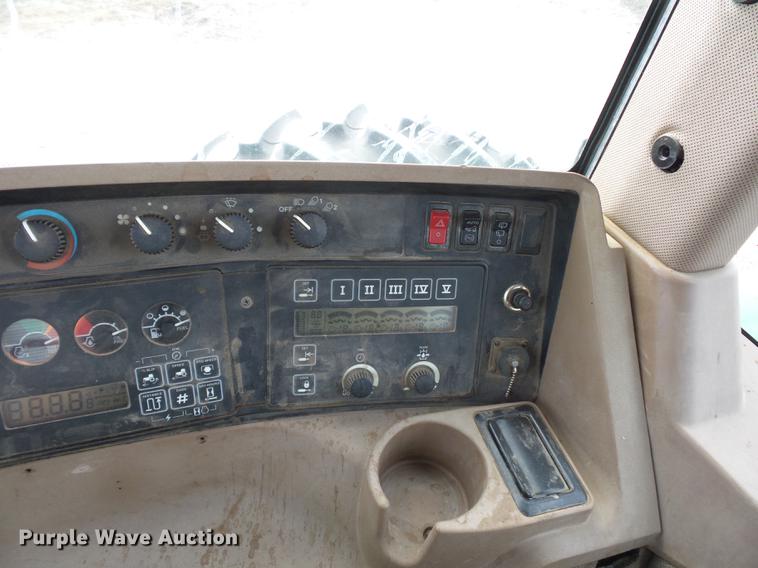 image for item DA6507 1998 John Deere 8400 MFWD tractor