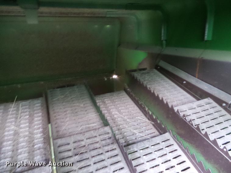 image for item DA6965 1983 John Deere 8820 Turbo combine