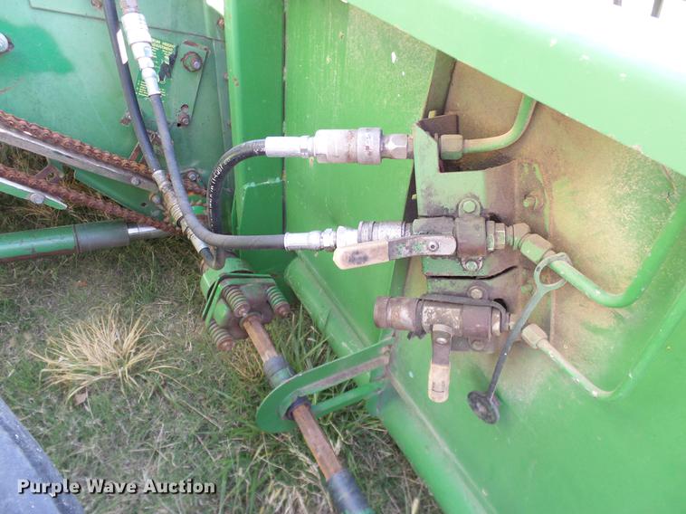image for item DA6965 1983 John Deere 8820 Turbo combine
