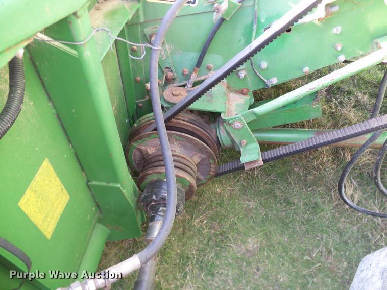 image for item DA6965 1983 John Deere 8820 Turbo combine