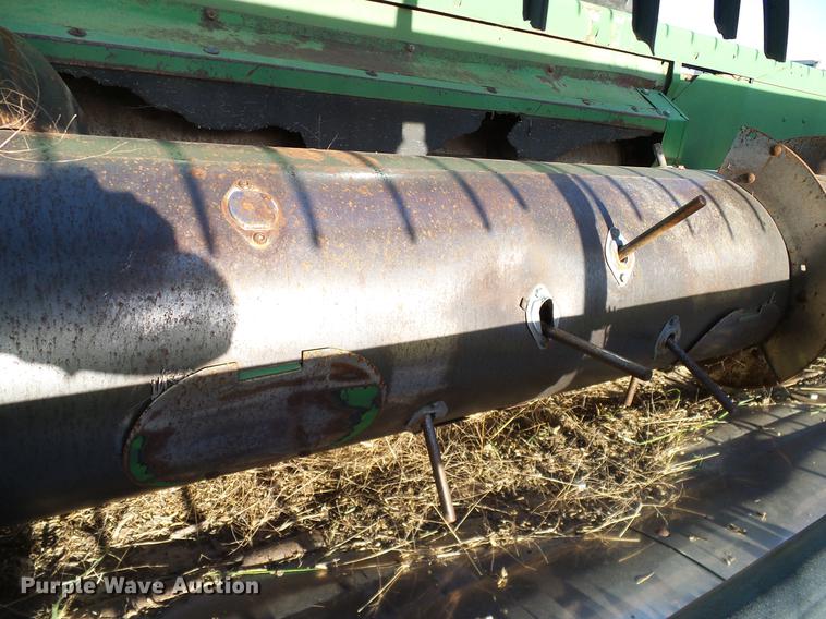 image for item DA6965 1983 John Deere 8820 Turbo combine