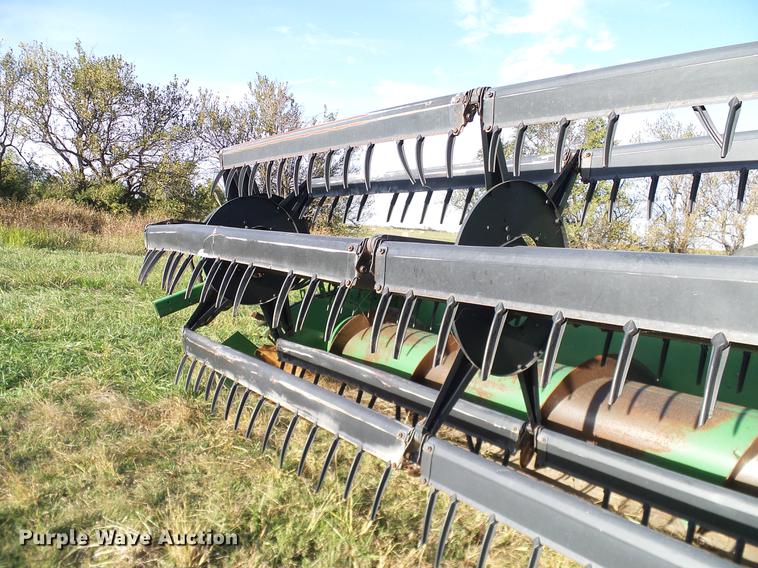 image for item DA6965 1983 John Deere 8820 Turbo combine