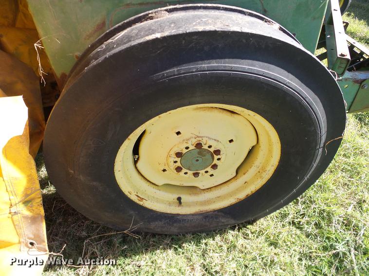 image for item DA6967 (2) John Deere 8300 grain drills