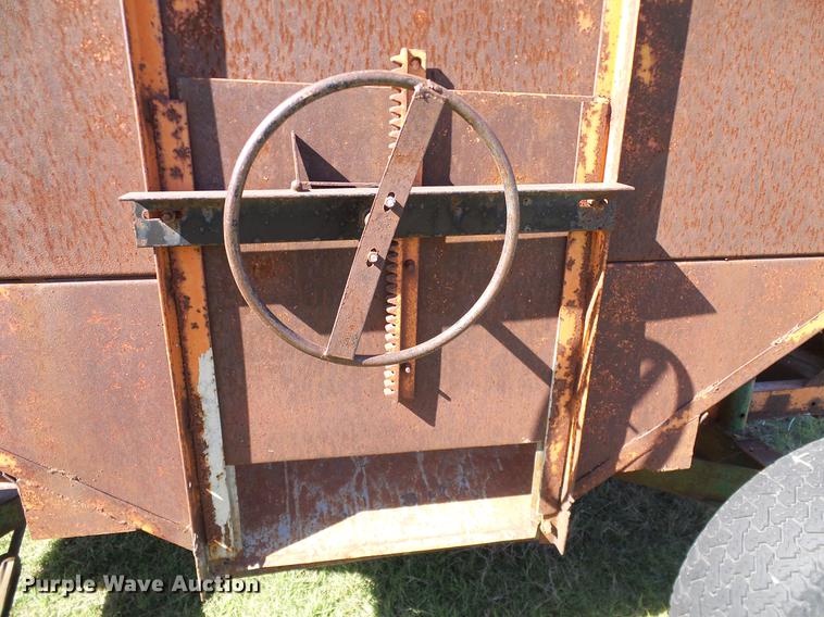 image for item DA6970 Badger Northland BN29 gravity wagon