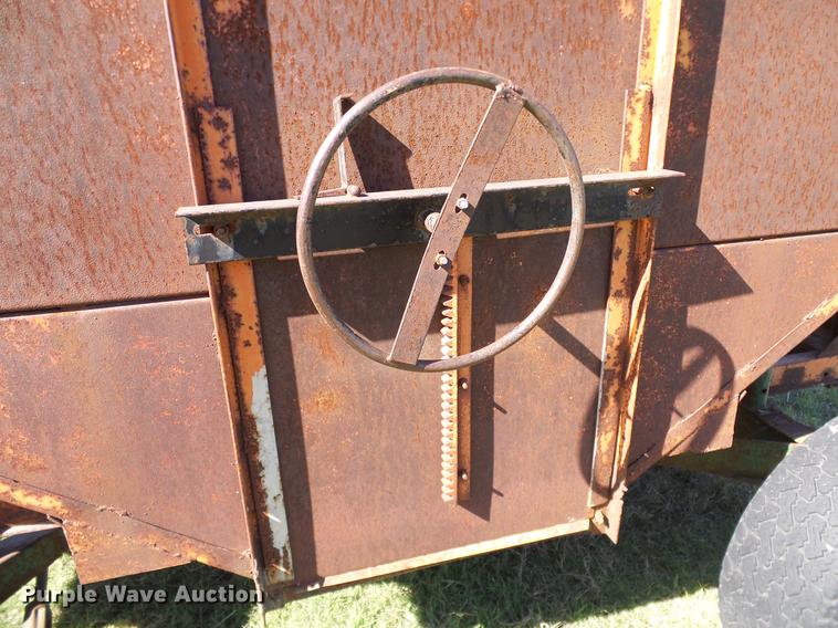 image for item DA6970 Badger Northland BN29 gravity wagon