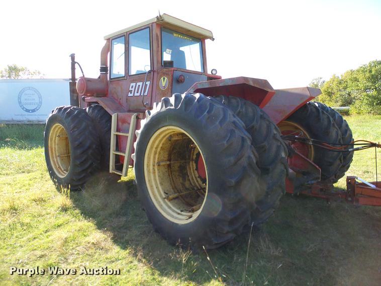 image for item DA6971 1976 Versatile 900 Series II 4WD tractor