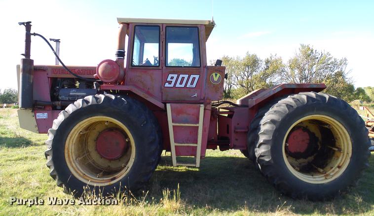 image for item DA6971 1976 Versatile 900 Series II 4WD tractor