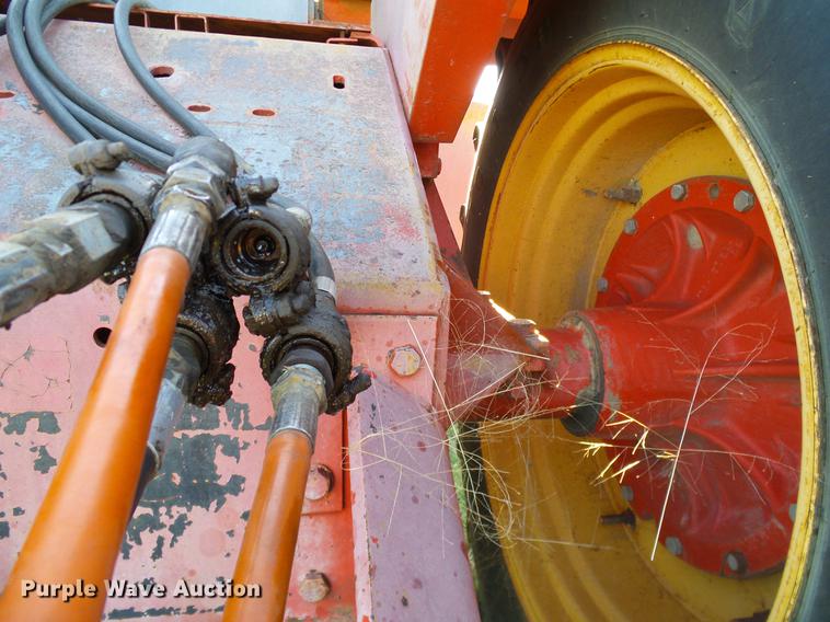 image for item DA6971 1976 Versatile 900 Series II 4WD tractor