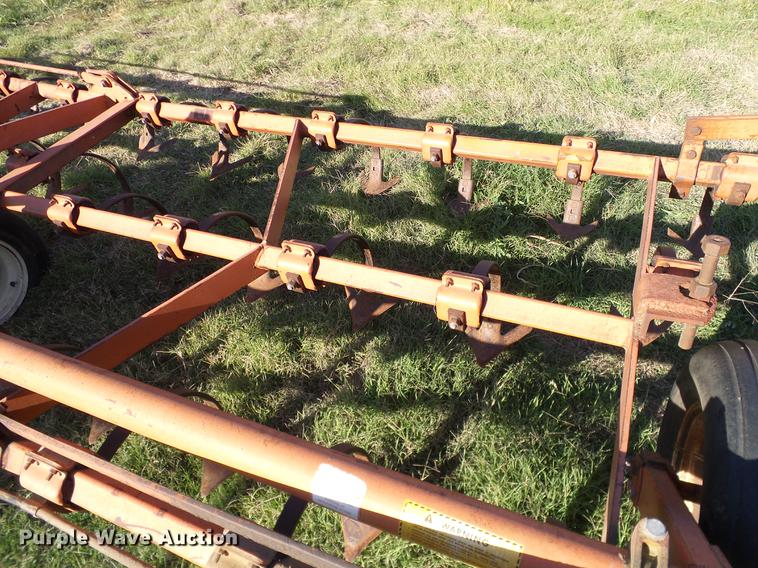 image for item DA6972 Allis Chalmers 1300 field cultivator