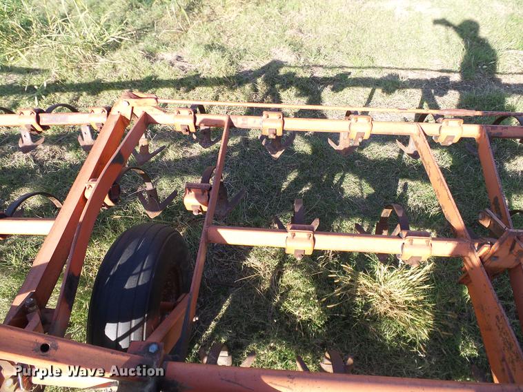 image for item DA6972 Allis Chalmers 1300 field cultivator