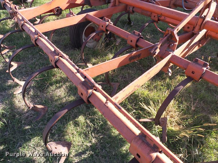 image for item DA6972 Allis Chalmers 1300 field cultivator