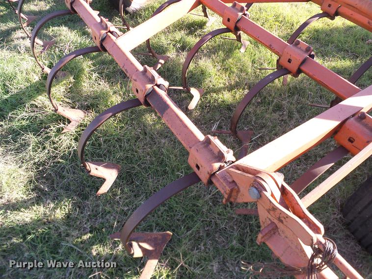 image for item DA6972 Allis Chalmers 1300 field cultivator
