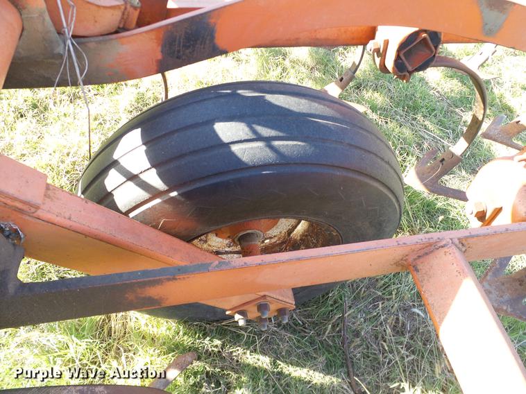 image for item DA6972 Allis Chalmers 1300 field cultivator